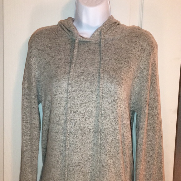Super soft gray tunic hoodie - Picture 2 of 5